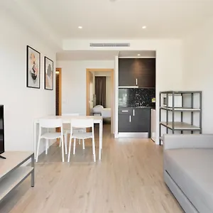 aparthotel-xic.catalonia-hotels.com/