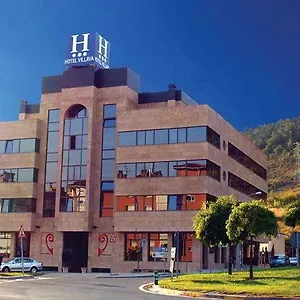 pamplona.biarritzhotels.info/